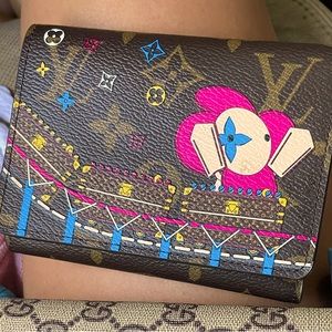 Louis Vuitton Vivienne Holiday Wallet Victorine Monogram Limited Edition